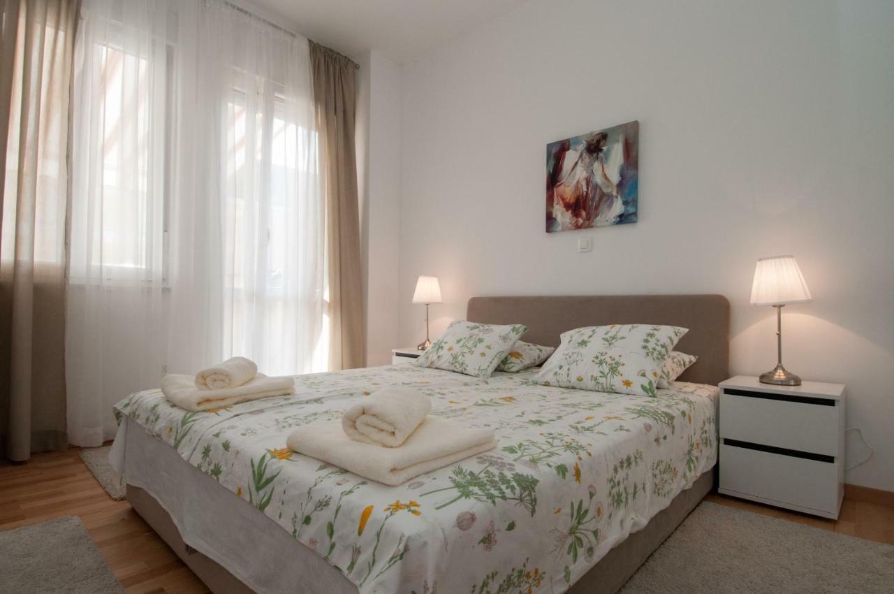 Iva, Opatija Centar Apartment Екстериор снимка