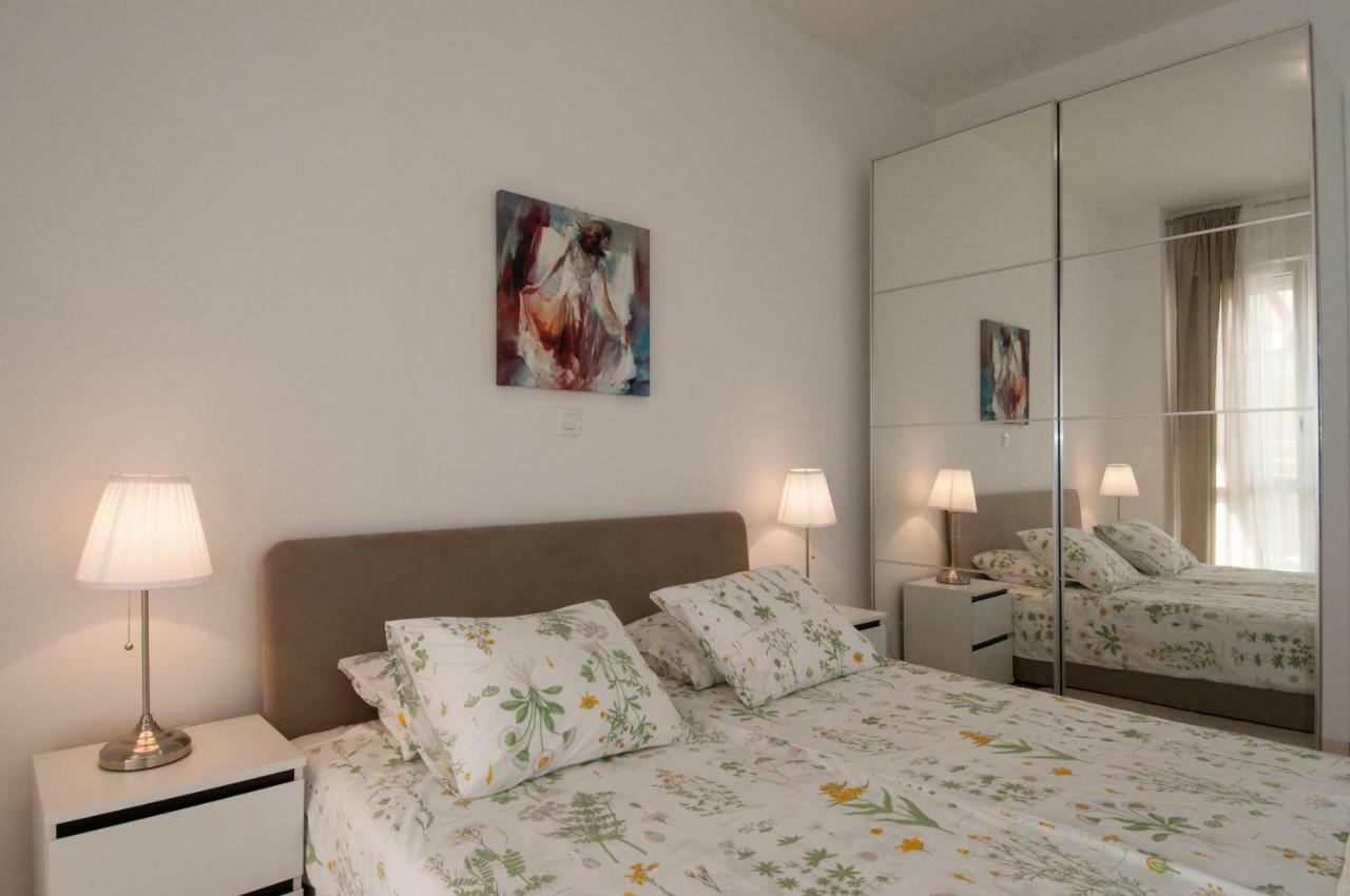 Iva, Opatija Centar Apartment Екстериор снимка
