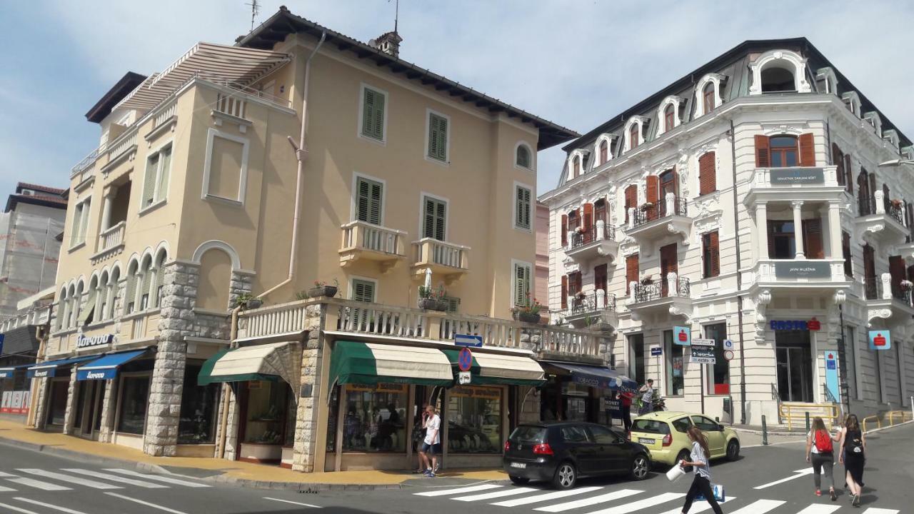 Iva, Opatija Centar Apartment Екстериор снимка